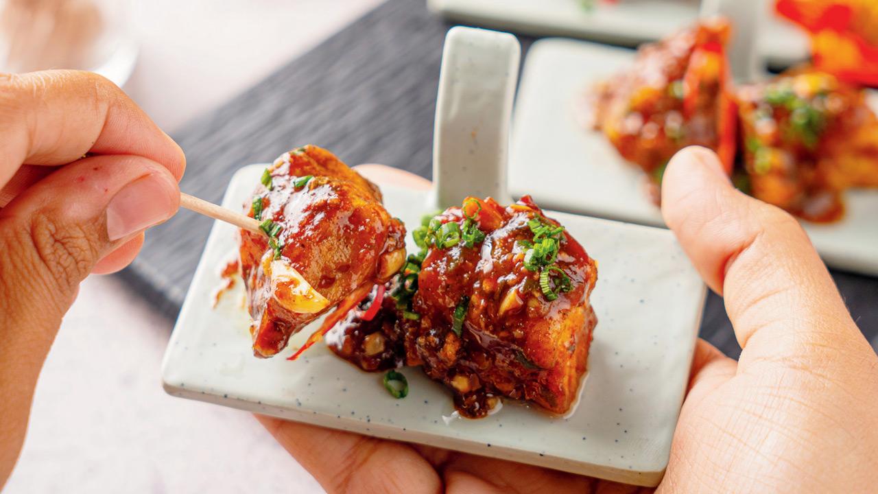 Diwali 2025: Your complete food guide to celebrating the festival of lights in Mumbai 