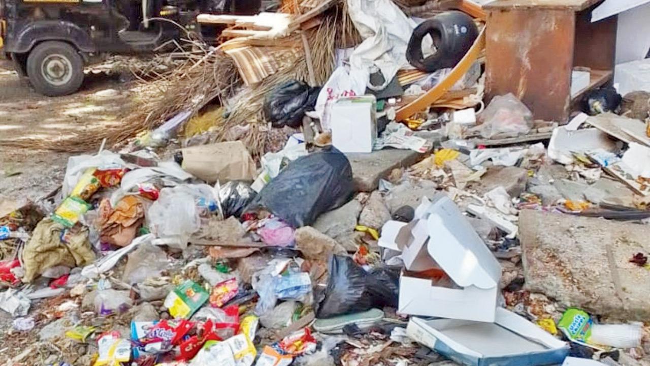 Mumbai: Khandwala compound residents lose patience as BMC fails to clear garbage heaps