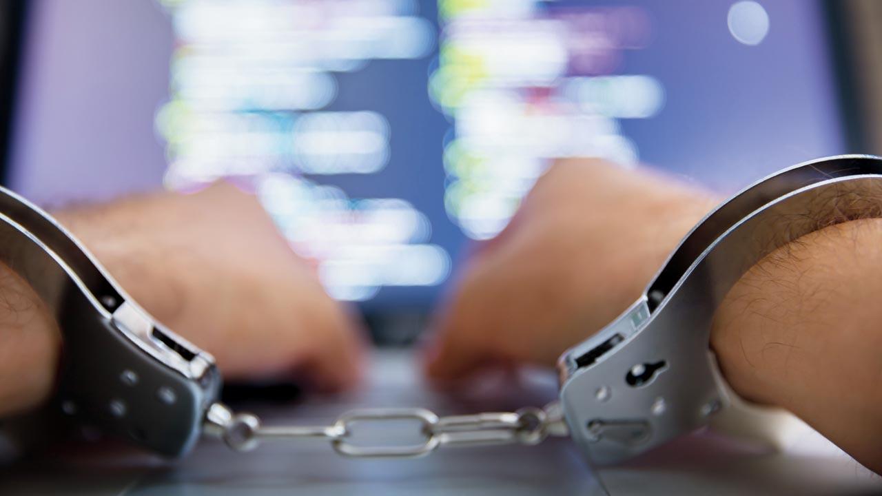 61-year-old Dombivli woman loses Rs 8 lakh in digital arrest scam