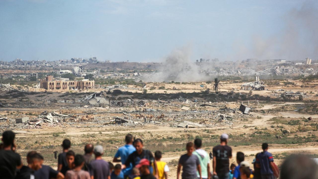 <p>Qatar and Egypt, two key mediators, said certain elements rAt least 29 people were killed by Israeli fire in southern Gaza Thursday, according to Nasser Hospital, which received the bodies. Officials there said 14 of them were killed in an Israeli military corridor where there have been frequent shootings around the distribution of humanitarian aid</p>