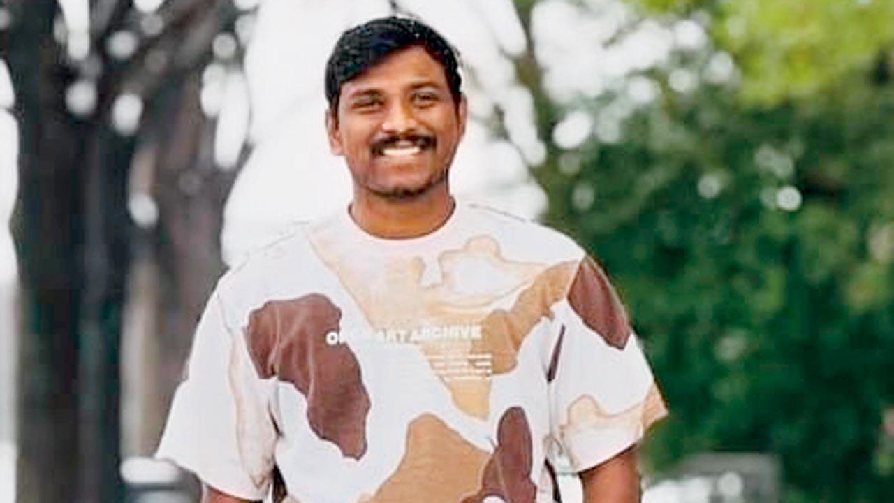 Hyderabad Man Thought Around en el turno de noche de la estación de servicio de Texas