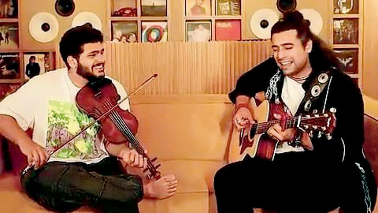 Yadnesh Raikar jams with singer Jubin Nautiyal