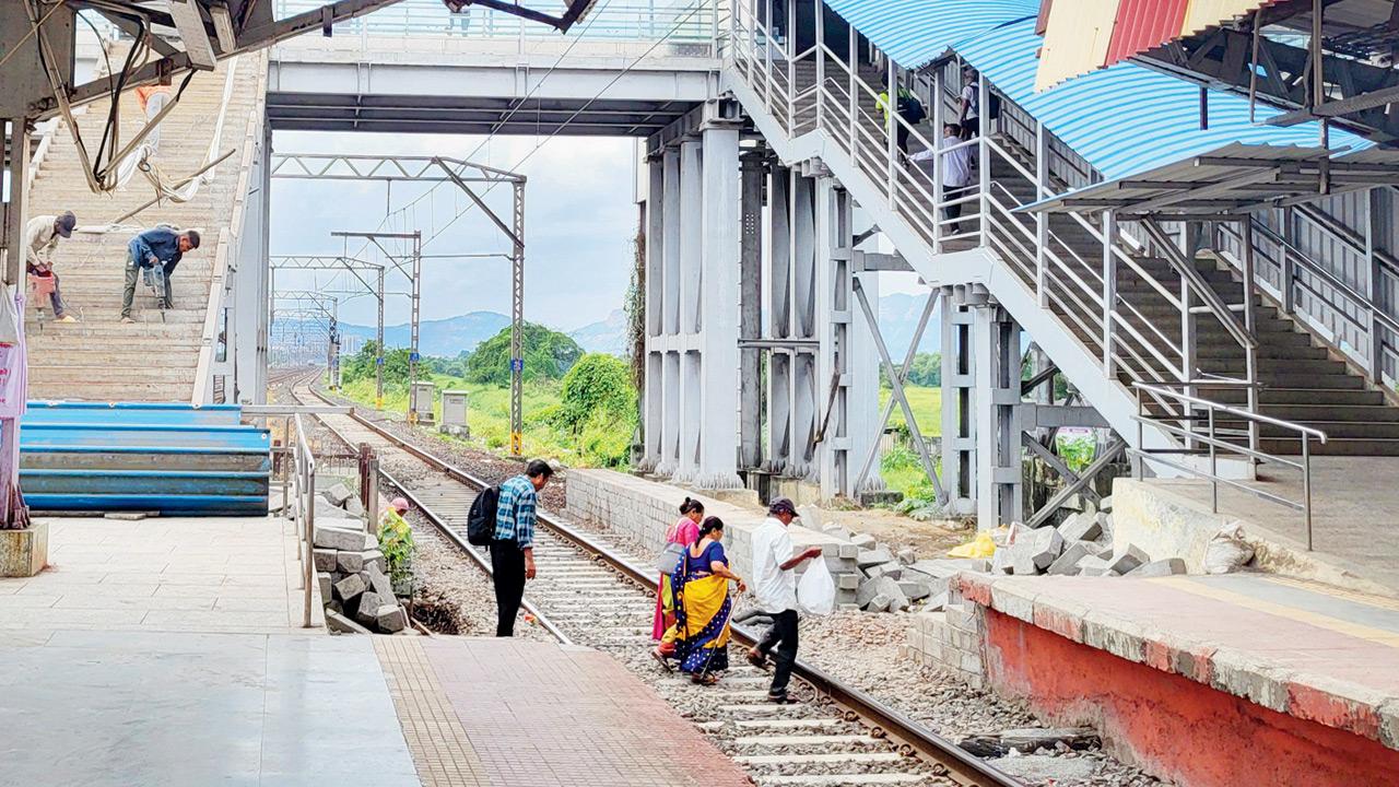 At Kopar station, new foot overbridge creates hurdle for 15-coach platform work