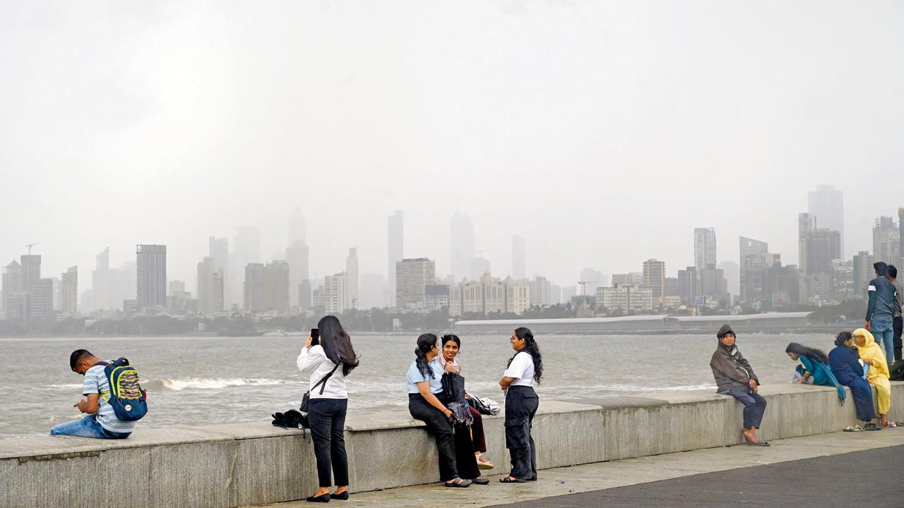 Mumbai: BJP begins BMC campaign with citizen feedback drive in Mumbai