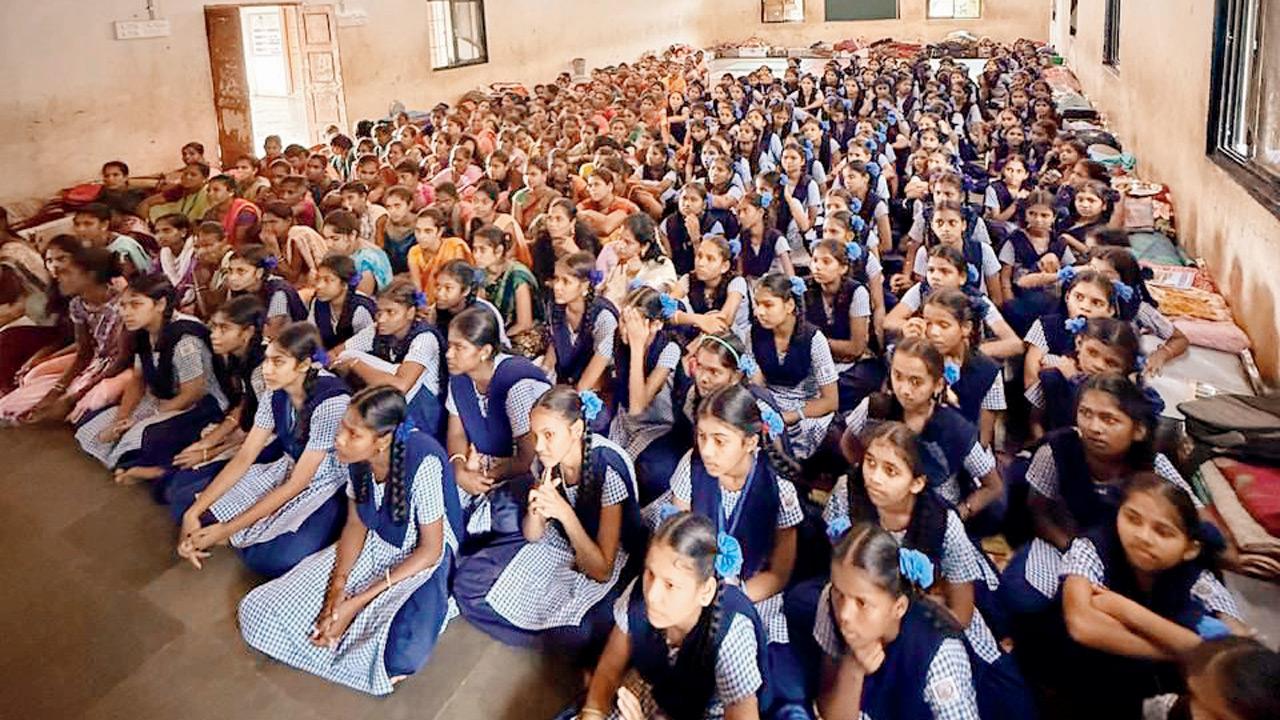 HR College students lead ‘Project Inaayat’ to promote menstrual hygiene