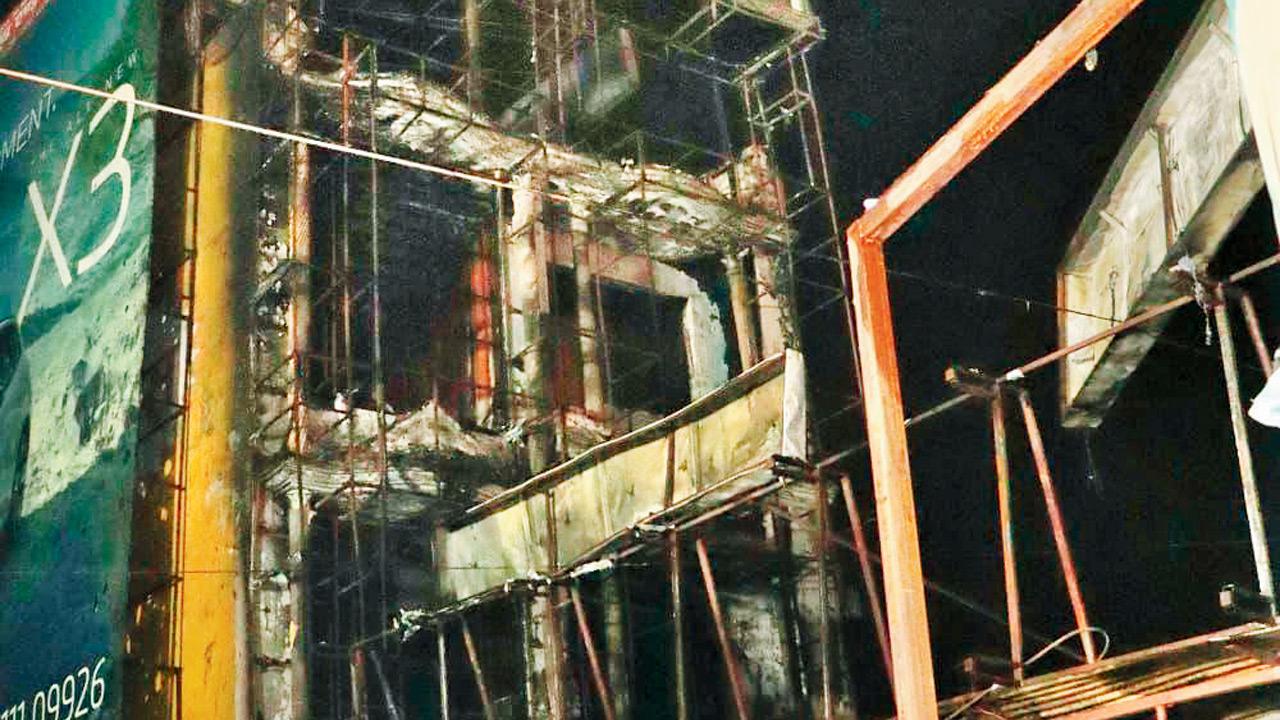 UP: Woman dead, six injured after massive fire at Moradabad restaurant