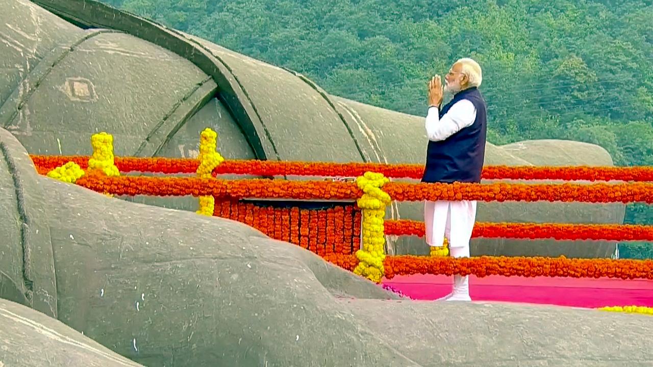 PM Modi pays tributes to Sardar Vallabhbhai Patel at Statue of Unity in Gujarat