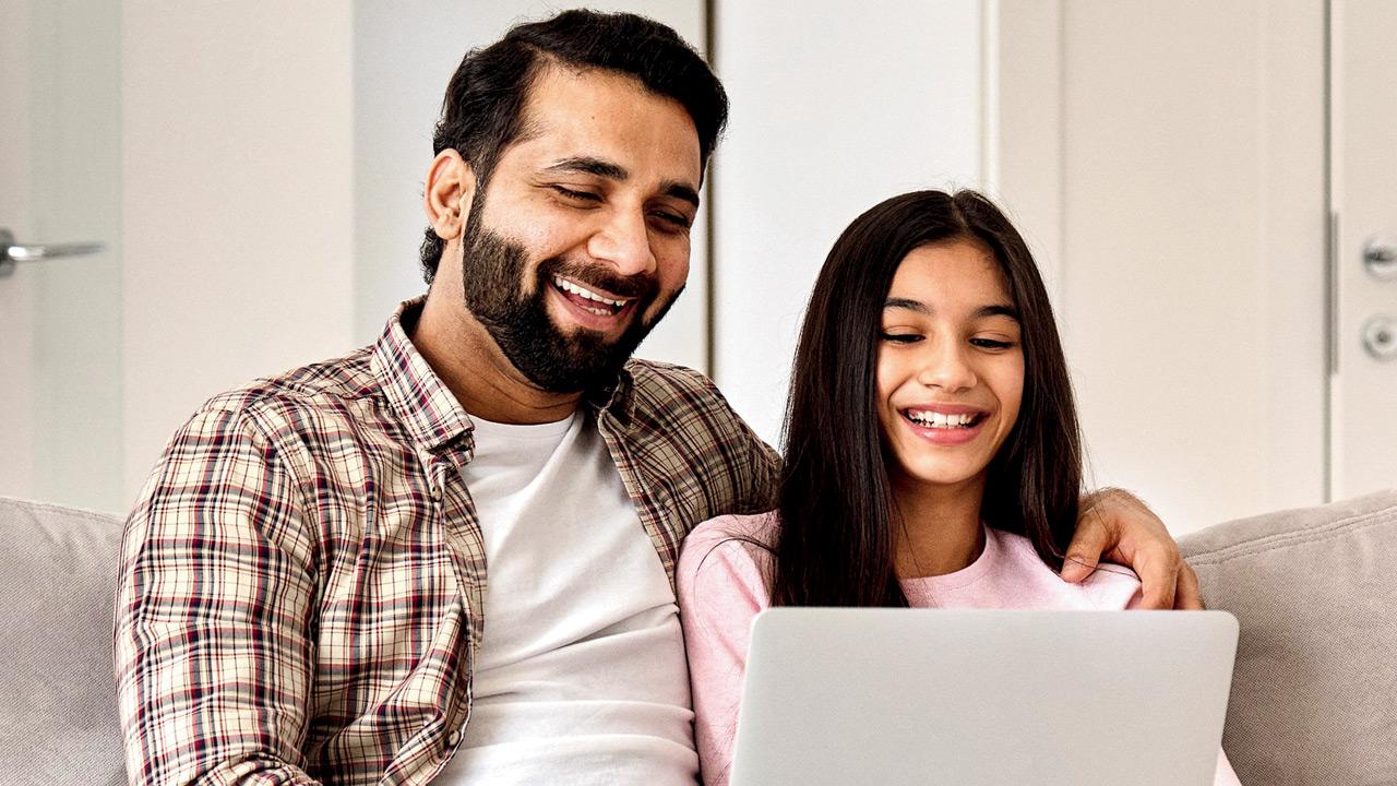 Parents must work closely and bond with their children to ensure their online safety