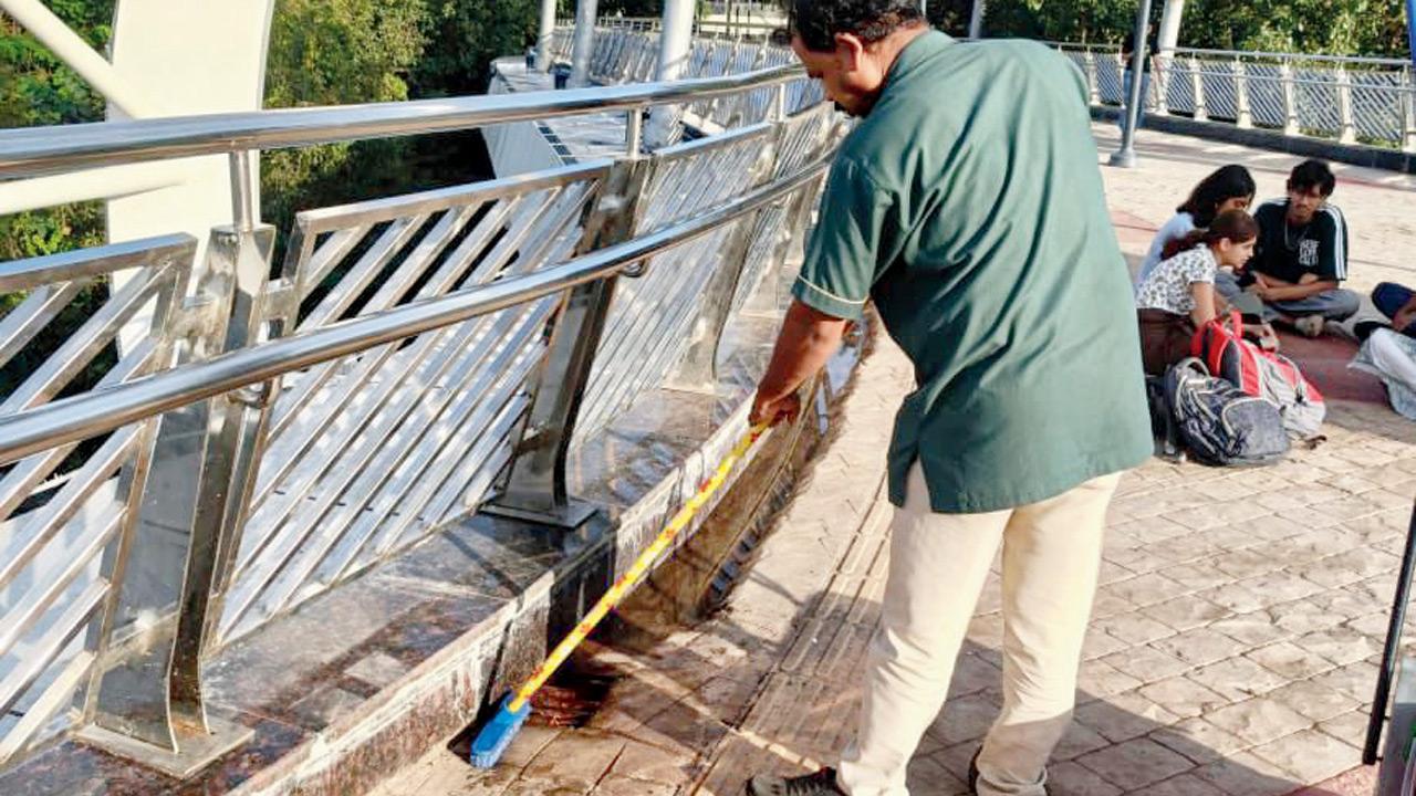 Pune Metro struggles to maintain hygiene amid tobacco violations