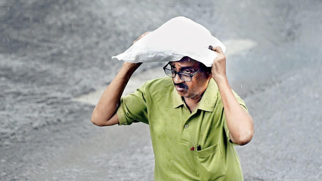 IMD explains why Mumbai is still getting rain in late October