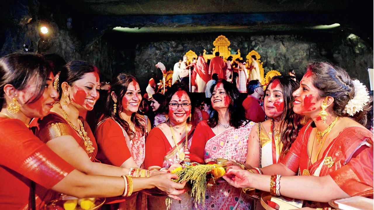 Mumbai turns red with joy as Sindur Khela brings Durga Puja to a close