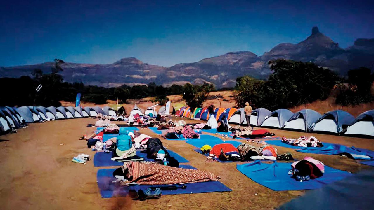 Participants get ready to observe the night sky at a campsite for meteors, during a previous session. Pics courtesy/stargazing mumbai