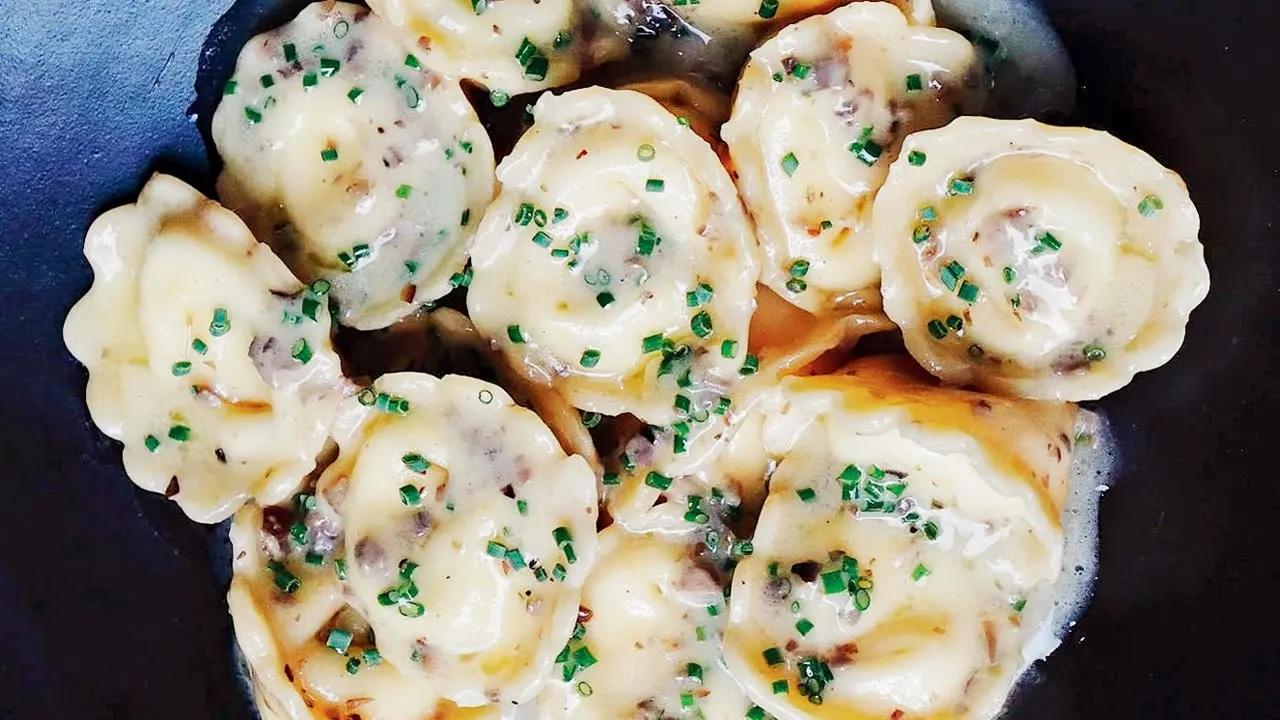 Cheesy pocketsFind your ideal dish at this South Mumbai restaurant, that whips up a succulent rendition of Black Truffle Cappelletti, featuring elegantly-presented pockets of pasta, stuffed with three different types of cheese and infused with Black Truffle Sauce.At Americano, Radha Bhavan, Nagindas Master Road, Kala Ghoda. Call 9920954300Cost Rs 975