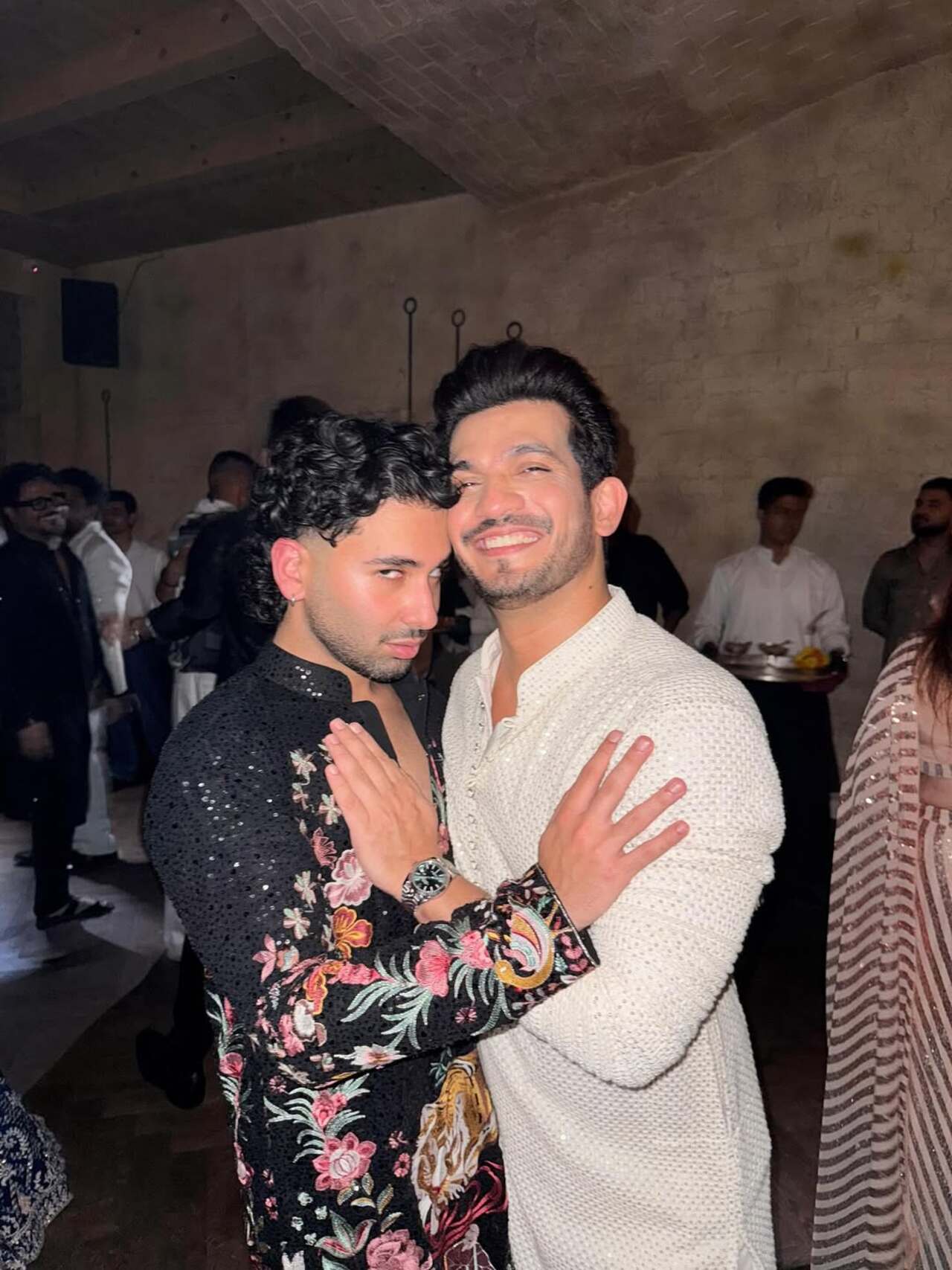 The Orry pose is unmissable and this time even Arjun Bijlani nails it