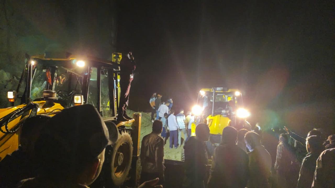 18 killed as landslide hits bus in Bilaspur; PM Modi expresses grief