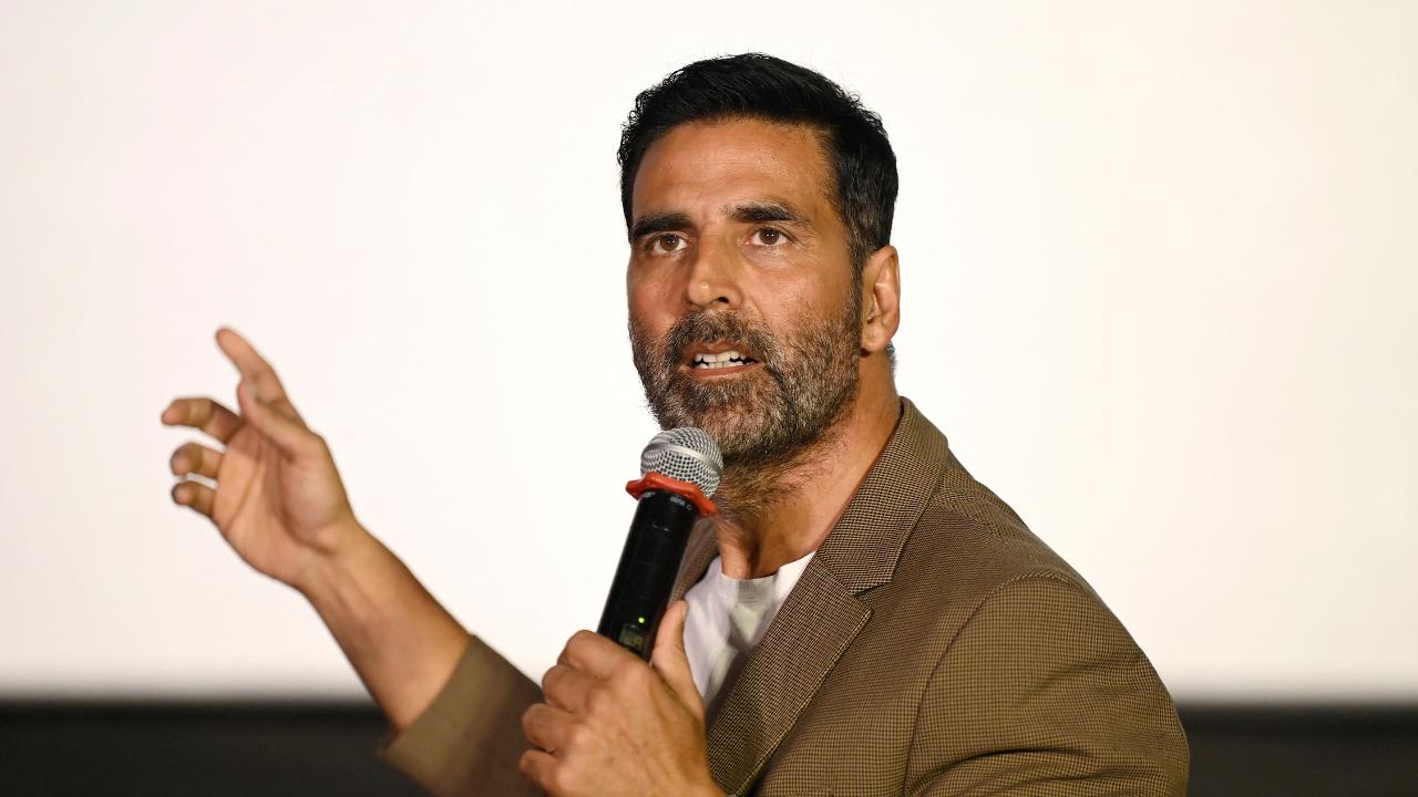 Akshay Kumar`s daughter was asked for nudes while playing video games