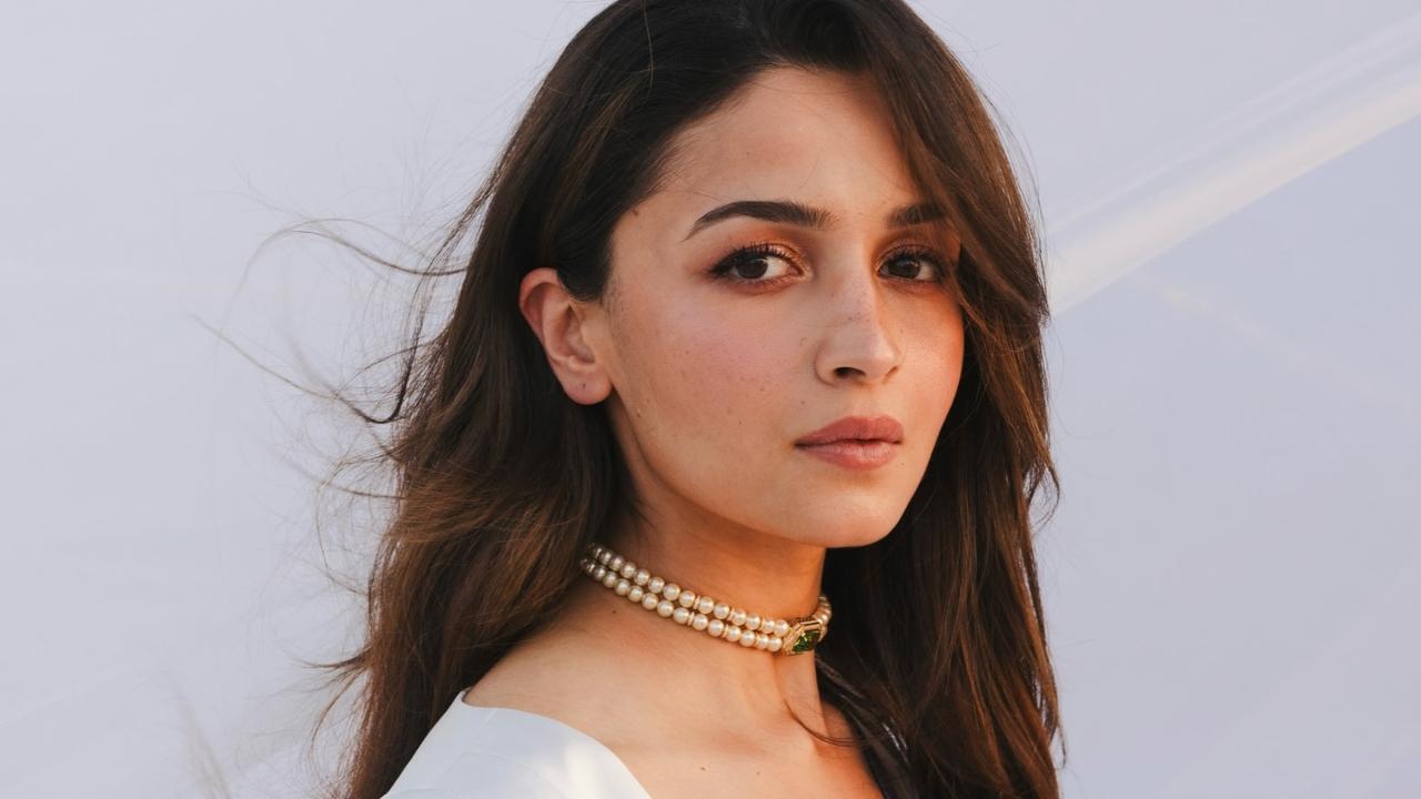 Alia Bhatt to enter MHCU with Chamunda? Amar Kaushik reveals