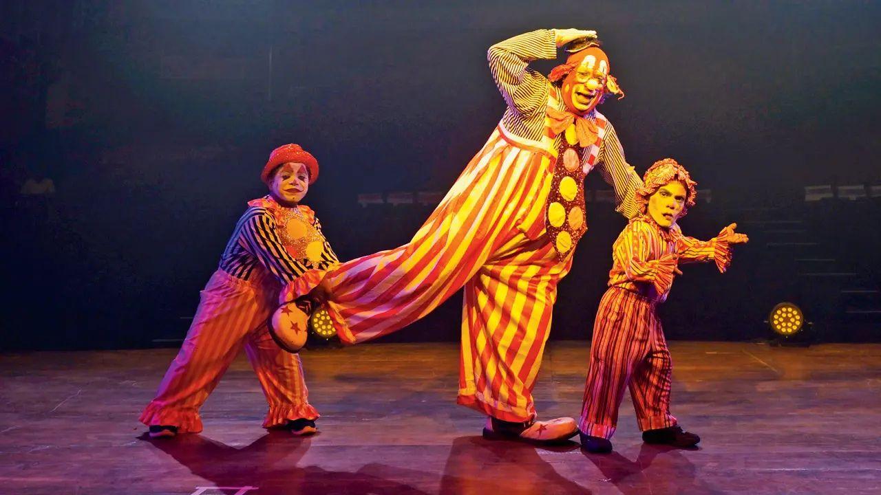 Ever since the COVID-19 pandemic forced circuses to rethink their format, many have shifted from traditional tents to air-conditioned indoor venues