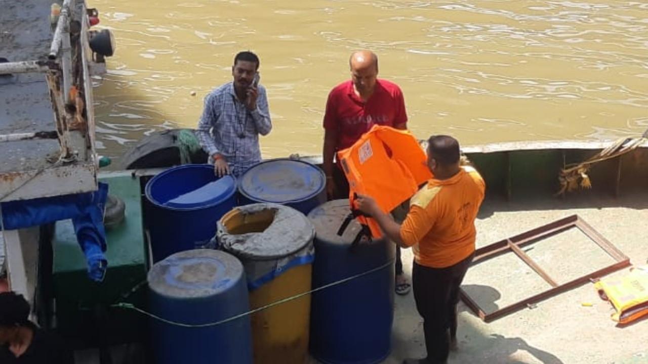 IN PHOTOS: Man falls into Thane creek, search operations underway