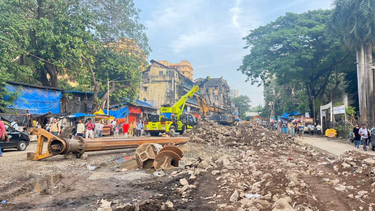 IN PHOTOS: Residents in limbo as Elphinstone Bridge demolition cause chaos