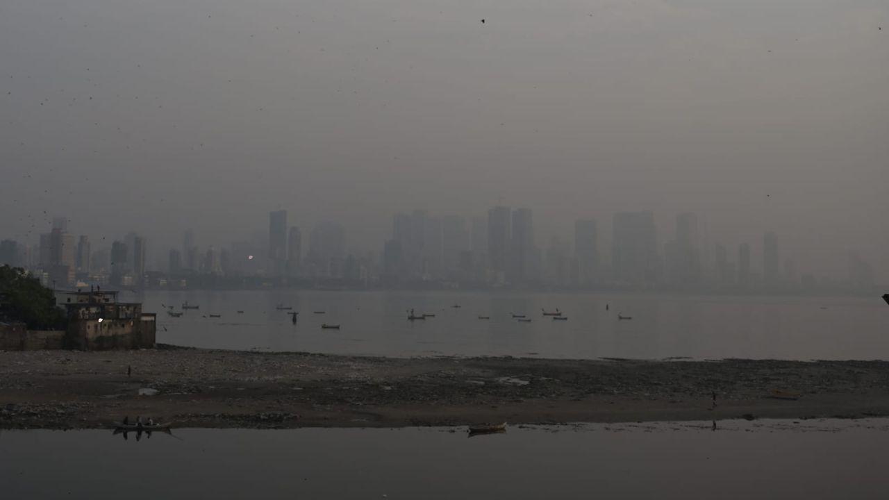 The warning comes amid generally dry and warm October weather in the city, offering a sudden shift in conditions. Authorities are monitoring the situation closely