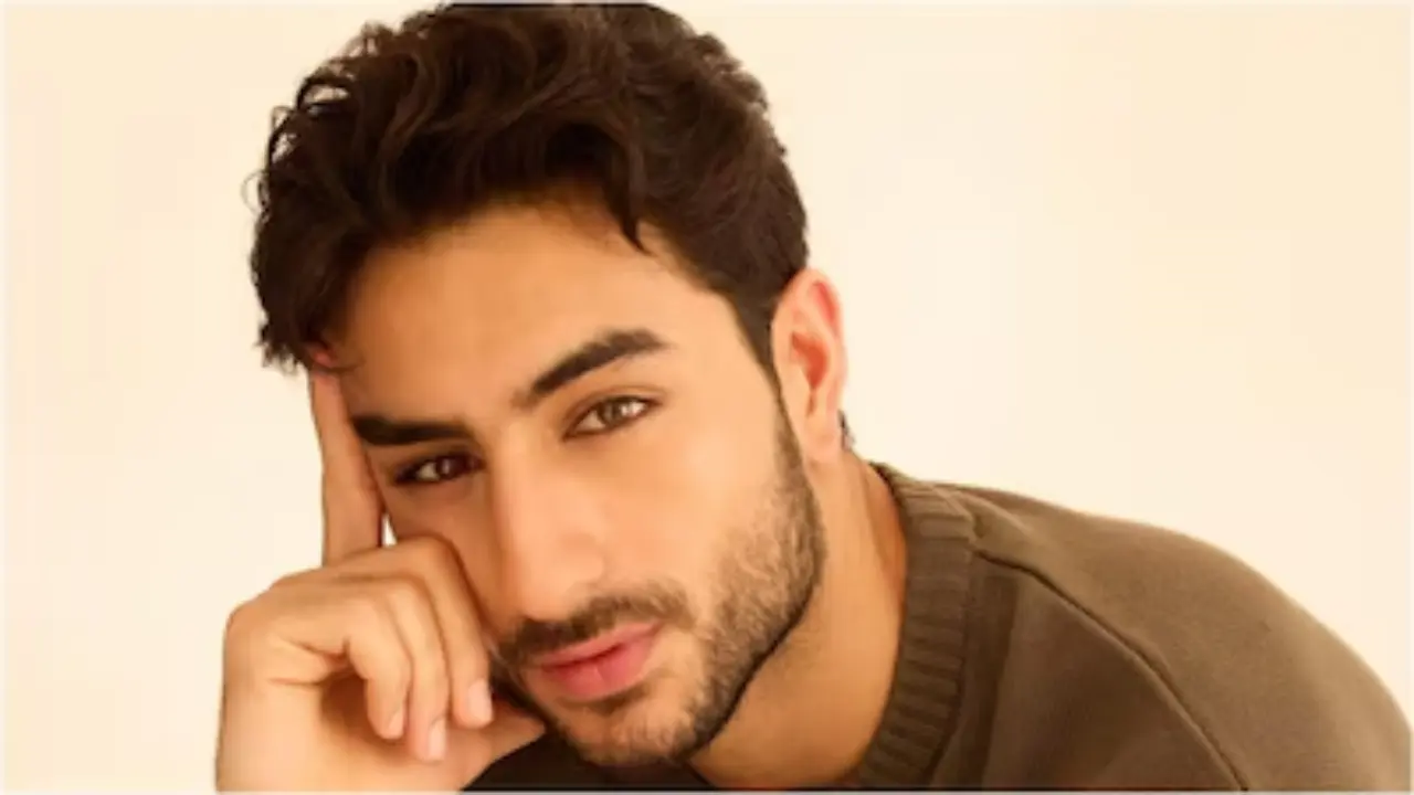 Netizens laud Ibrahim Ali Khan`s courage to embrace his lisp in public Netizens laud Ibrahim Ali Khan`s courage to embrace his lisp in public