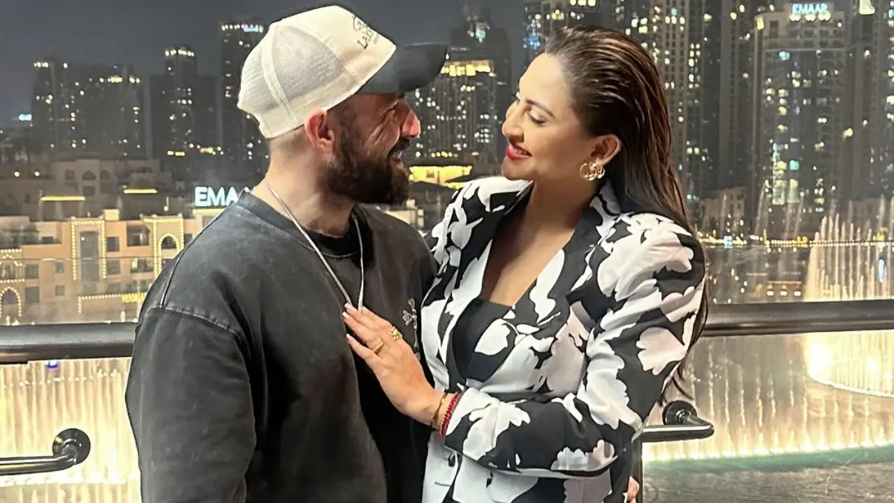 Krystle D’Souza parts ways with longtime boyfriend Gulaam Gouse Deewani Krystle D’Souza parts ways with longtime boyfriend Gulaam Gouse Deewani