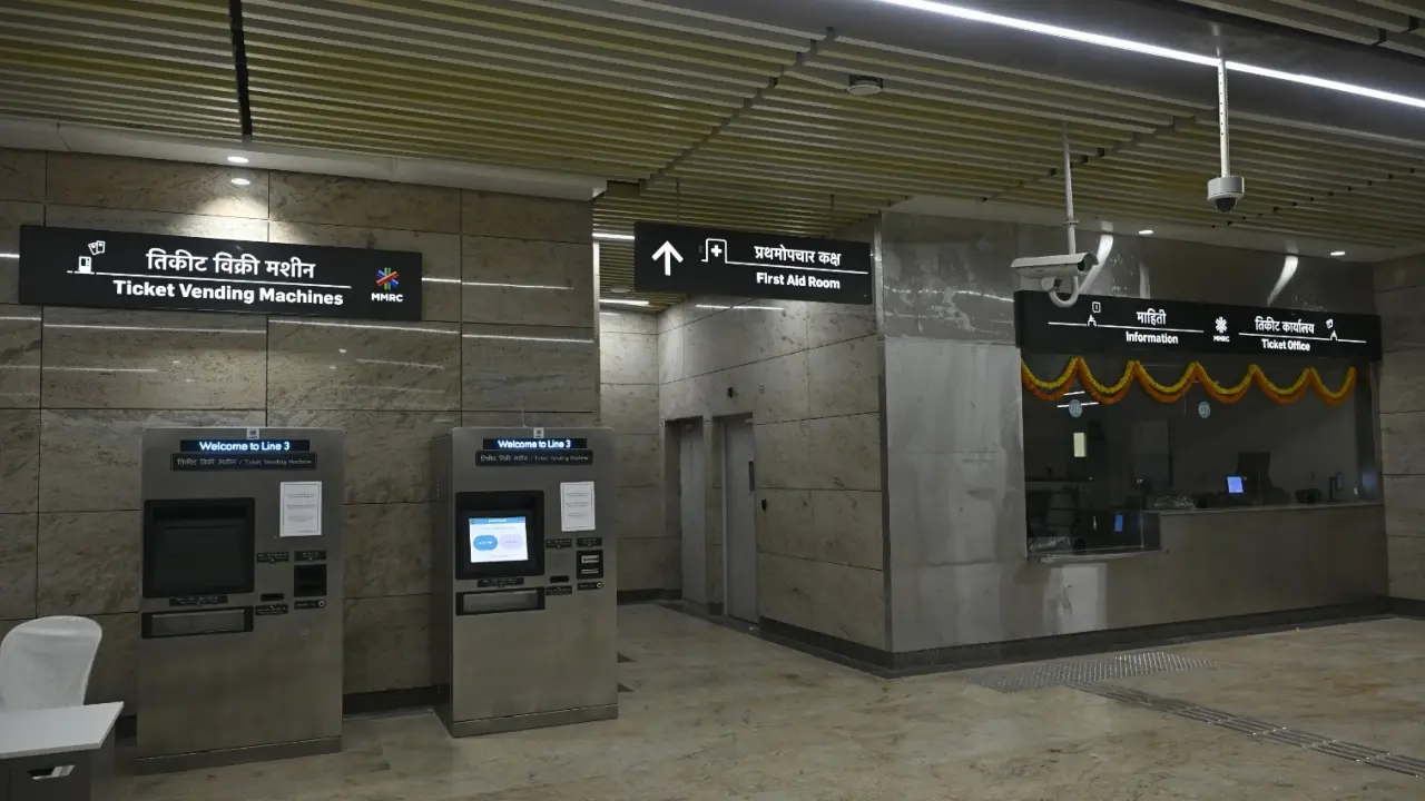 The first service from both Aarey JVLR and Cuffe Parade will start at 5.55 am