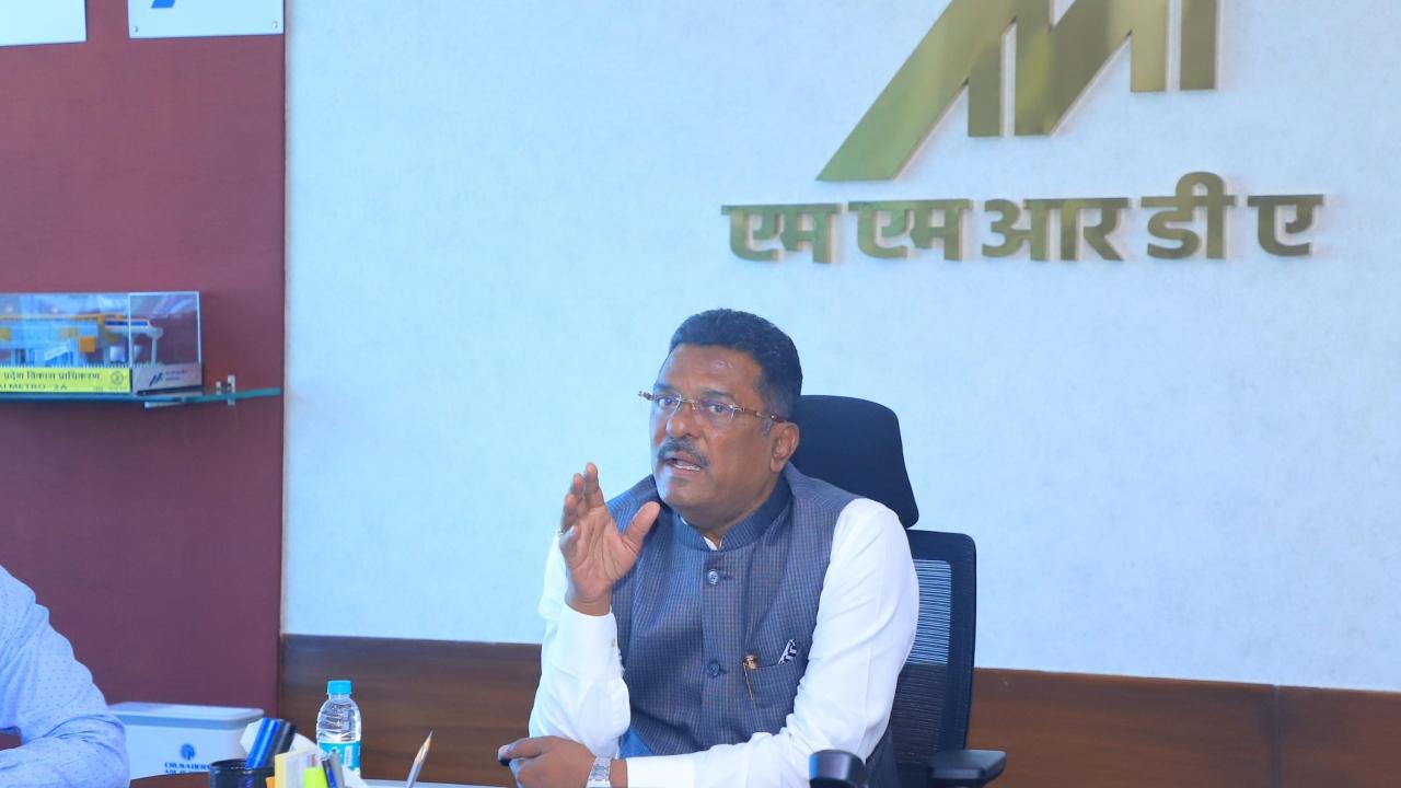 Complete Metro Line 9 works by Dec 15 and Line 4 by year-end, Transport Minister Sarnaik tells officials