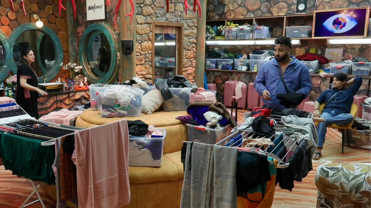 Bigg Boss 19: Shehbaz Badesha openly changing his underwear angers Kunickaa Sadanand