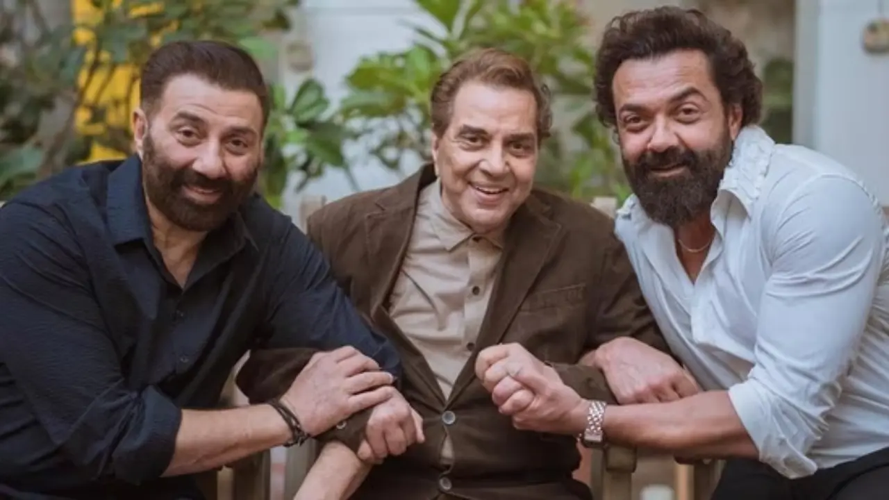Why Bobby Deol slept with his parents till the age of 14
