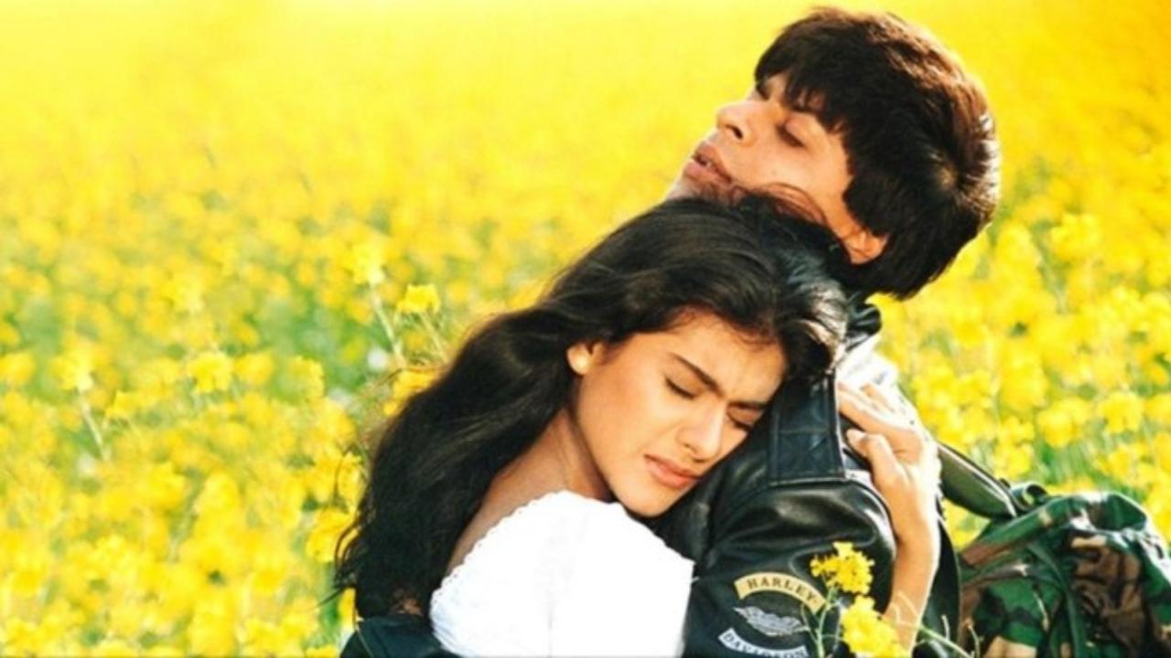SRK on DDLJ completing 30 years: `I will never forget the moment when...`