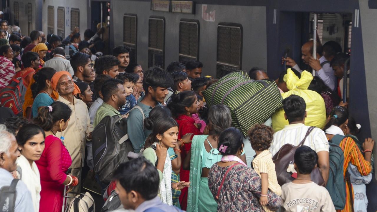 The festive season has led to a huge spike in travel demand. Pics/PTI