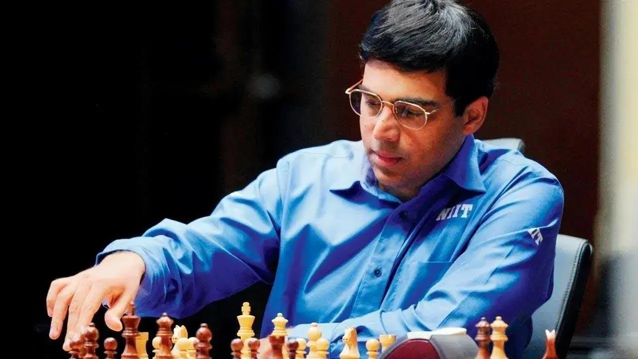 Chess: Russia's Kasparov leads vs India's Anand in exhibition match