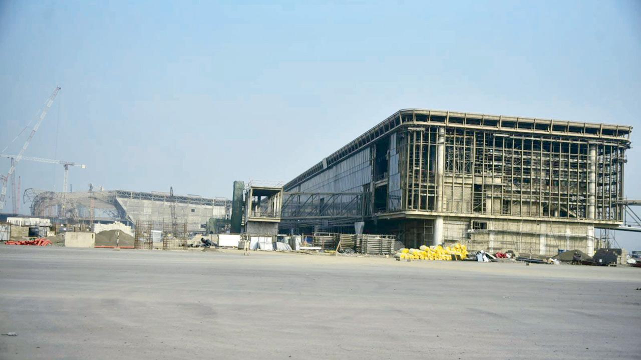 Over 50 e-buses deployed as Navi Mumbai Airport launch draws near