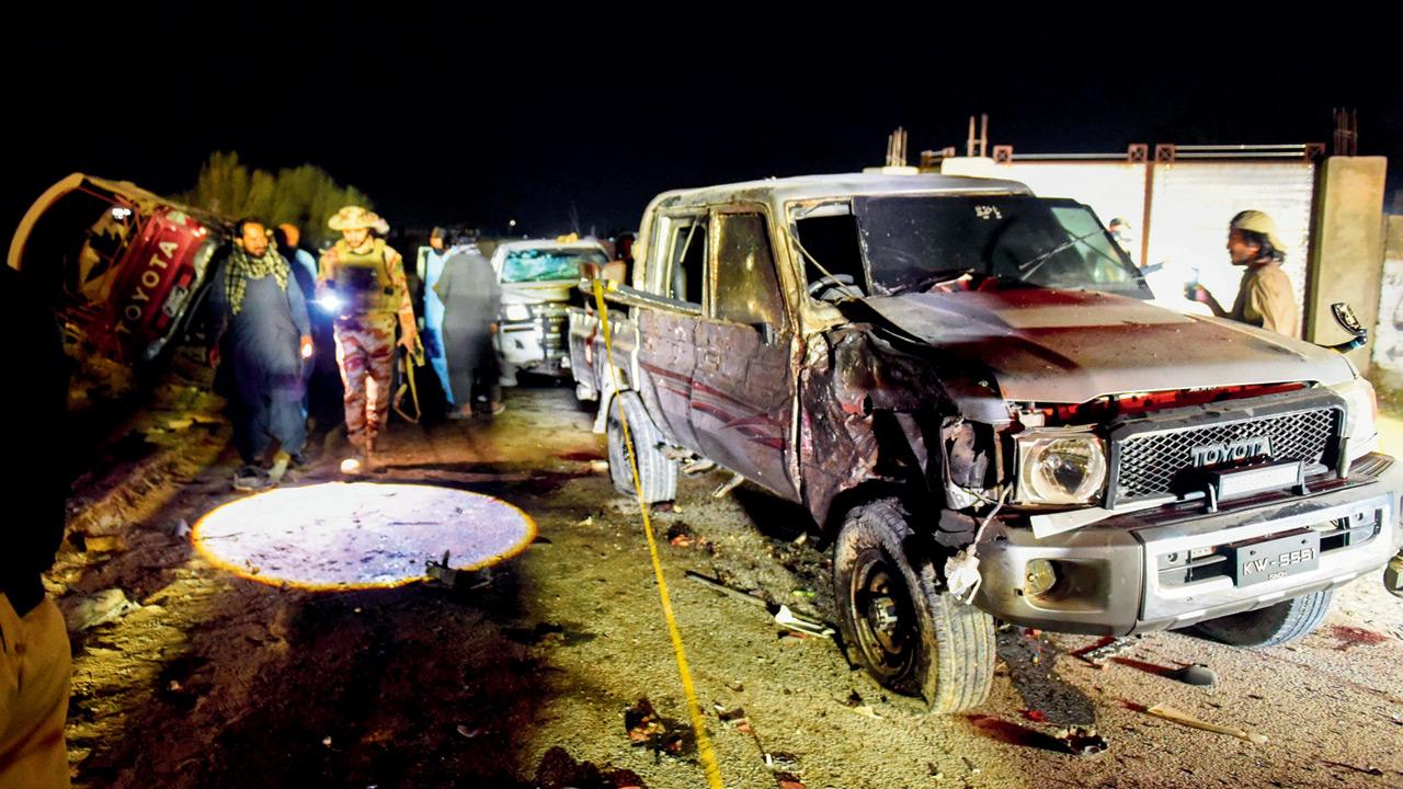 Pakistan suicide bombing at BNP rally kills 14; 35 injured