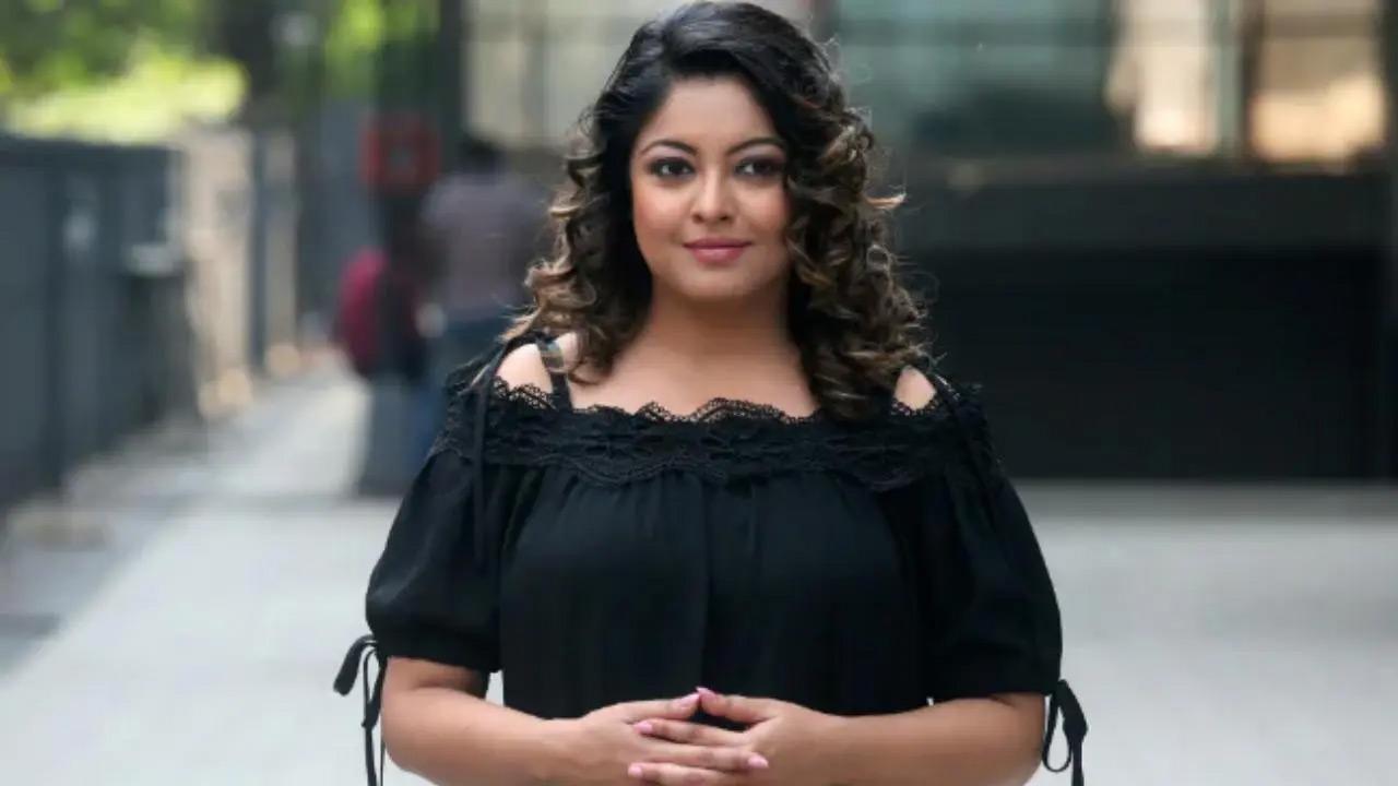 Tanushree Dutta writes down a spiritual message inspiring her fans to have faith Tanushree Dutta writes down a spiritual message inspiring her fans to have faith