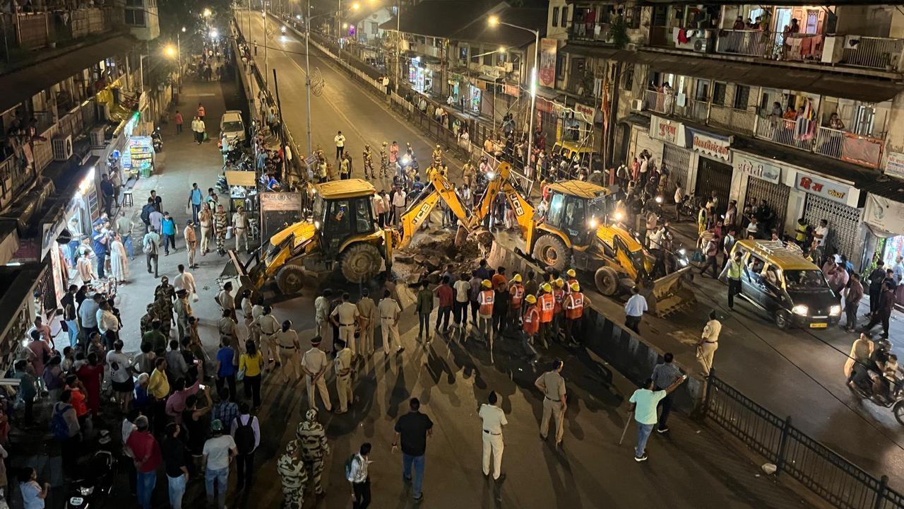 In Photos: Demolition of British-era Elphinstone Bridge in Mumbai begins