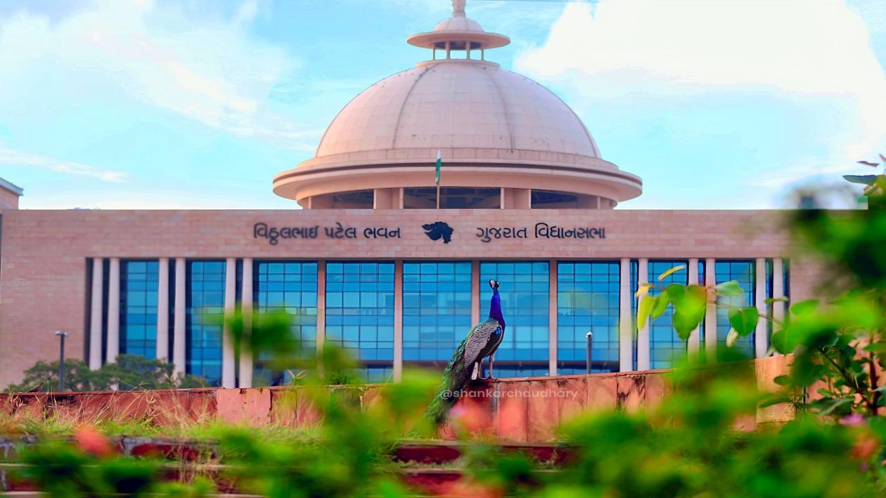 Gujarat Assembly passes bill extending daily industrial shift to 12 hours from 9