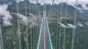 Check out these photos of world’s highest Huajiang Grand Canyon Bridge