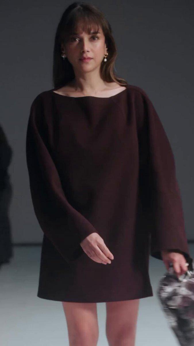 Aditi Rao Hydari wore a loose, long-sleeved, dark brown dress with a boat neckline that extended to mid-thigh at the COS Autumn/Winter 2025 collection showcase.