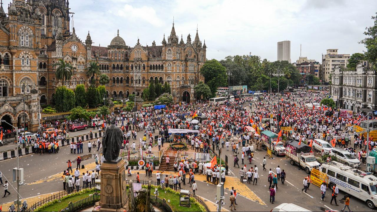 Maratha quota protest: Mumbai police issues traffic disruption advisory
