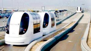 Mumbai: CM Fadnavis reviews pod taxi project to tackle BKC congestion