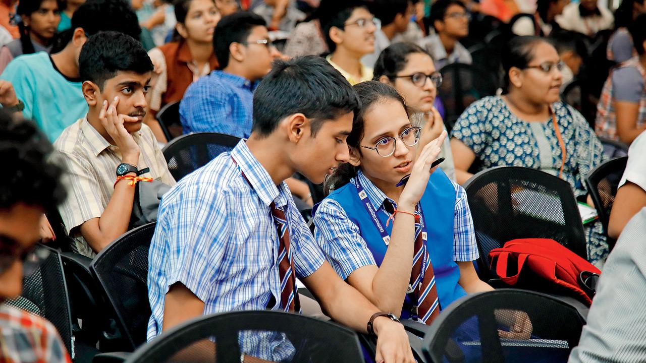 Students discuss during a previous edition