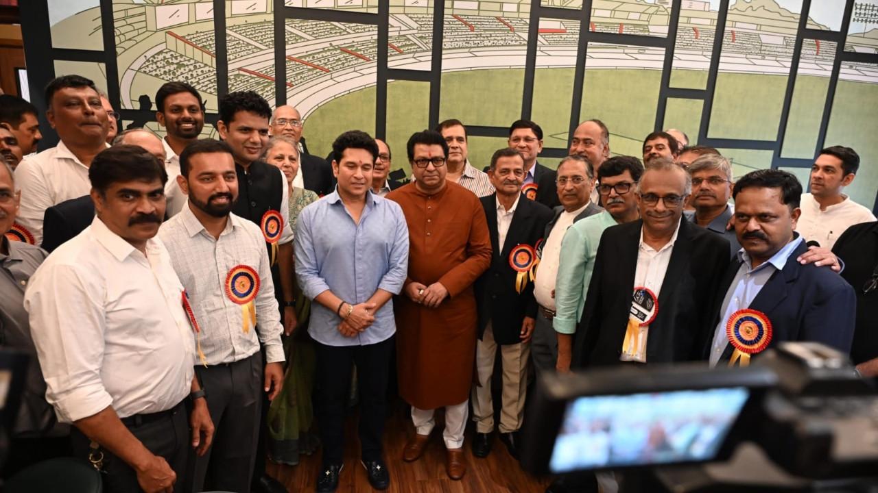 Sachin Tendulkar and Raj Thackeray at Shivaji Park Gymkhana inauguration