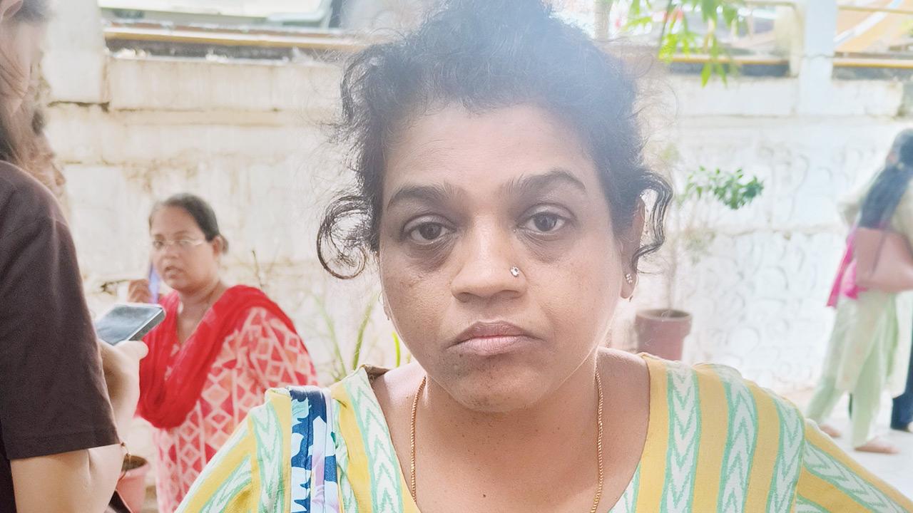 Complainant: Sushma Sarfare, Nerul. PICS/SHIRISH VAKTANIA