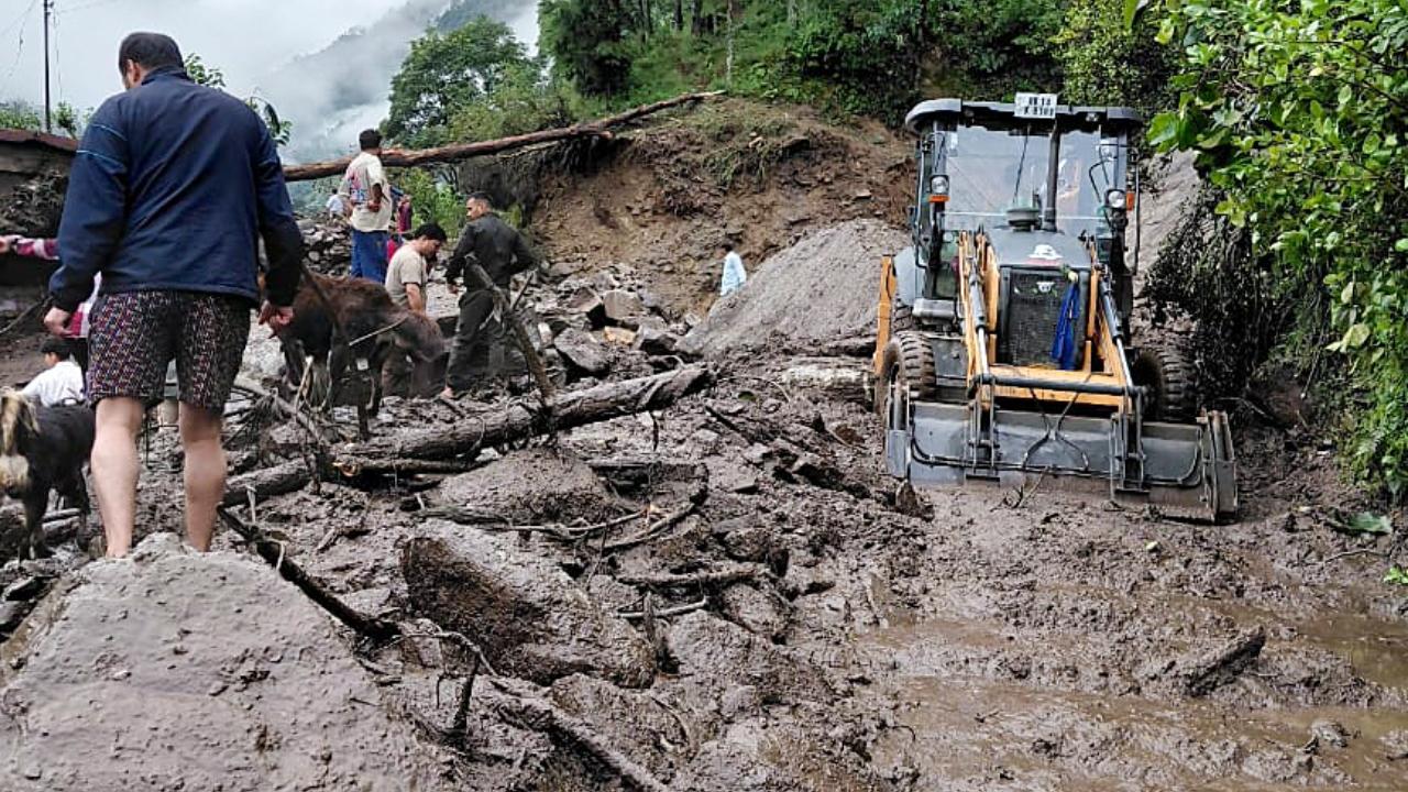 Meanwhile, Uttarakhand Chief Minister Pushkar Singh Dhami expressed condolences on Wednesday to the victims of recent natural calamities, particularly in Dehradun, where heavy rainfall triggered landslides and flash floods