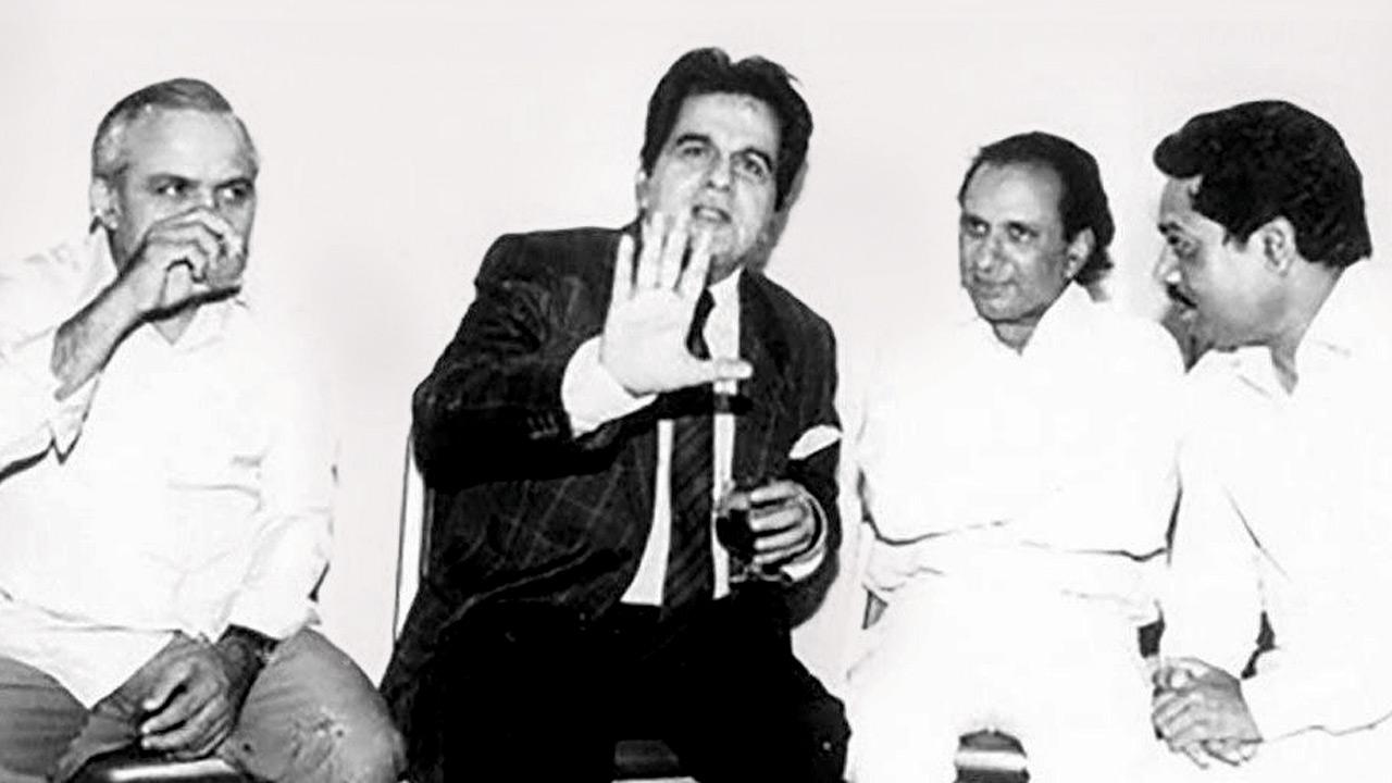 Agasti (extreme right) with Dilip Kumar (centre)