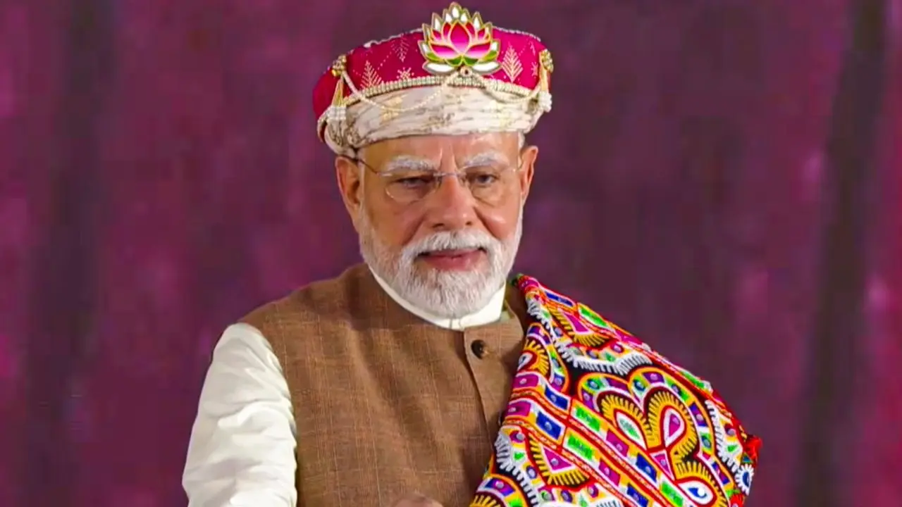 Prime Minister Modi lays foundation stone of India's first PM MITRA Park in  MP