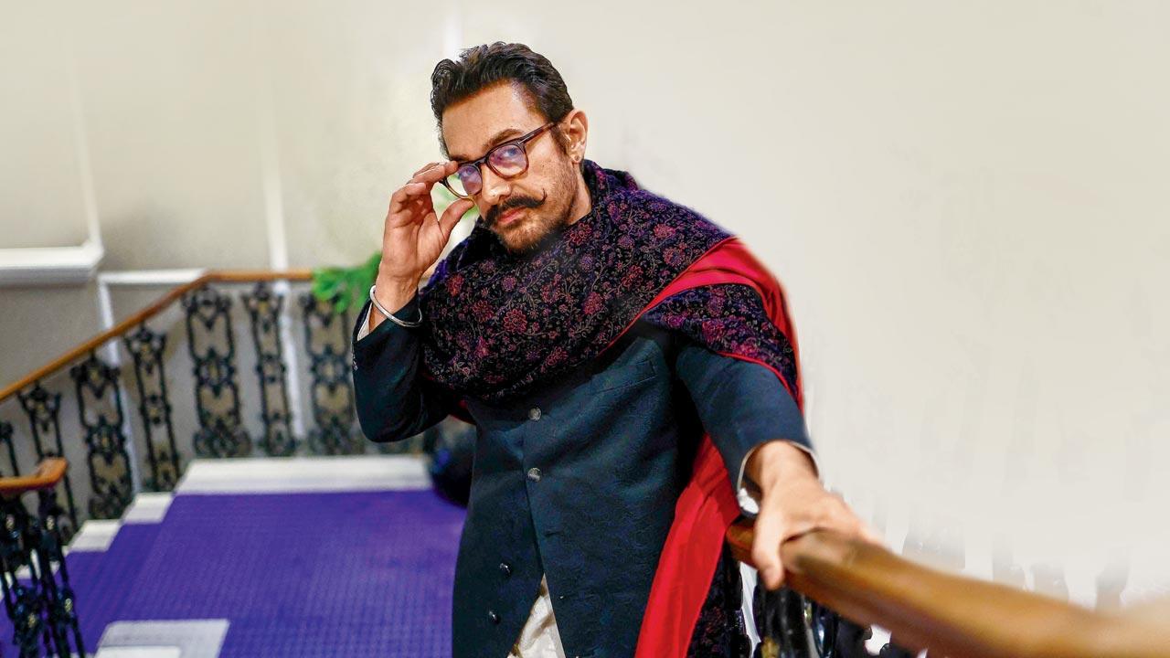 Dadasaheb Phalke biopic: Grandson reveals Aamir Khan cried over moments